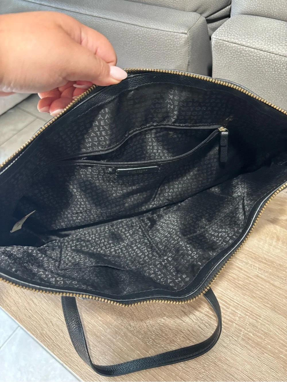 Kate Spade Larchmont Avenue Penny Tote in Black Pebbled Leather